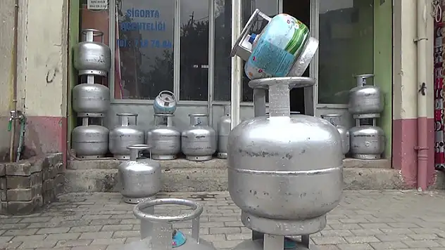 Akaryakıttaki ÖTV artışı mutfak tüpüne de zam olarak yansıdı