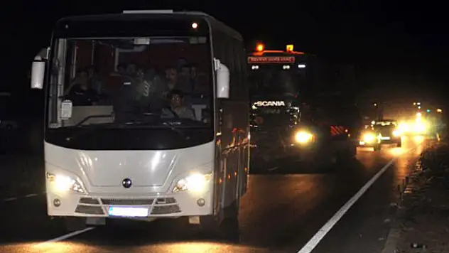 Akçakale ve Irak sınırına askeri sevkiyat yapıldı