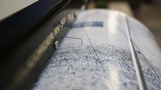 Akdeniz'de 4 ve 4,9 büyüklüğünde iki deprem