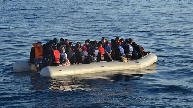 Akdeniz'de kaçak göçmen faciası: 400 ölü