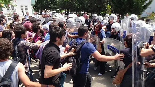 Akdeniz Üniversitesi'nde Soma gerginliği
