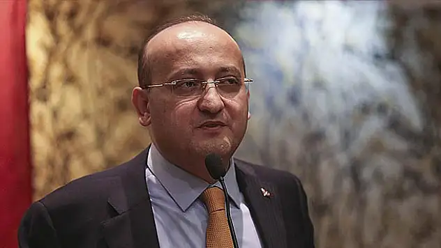 Akdoğan: Biz kendi sınırlarımızı koruruz