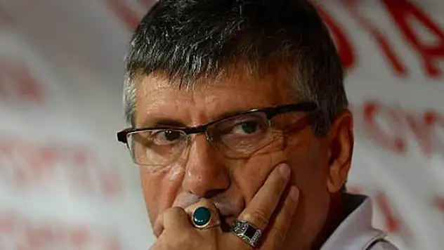 Akhisar Belediyespor'da 'Akçay dönemi' sona erdi