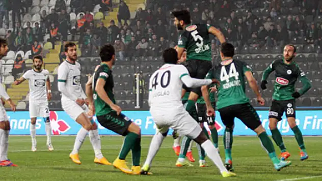 Akhisar Belediyespor - Torku Konyaspor: 0-0