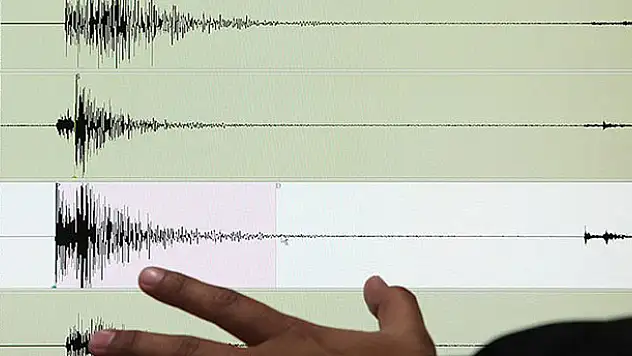 Akhisar'da 4,1 büyüklüğünde deprem