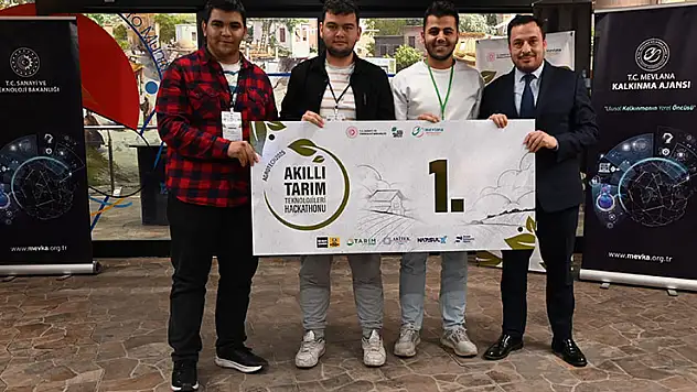 Akıllı tarım teknolojilerine yönelik projeler Hackathon'da yarıştı