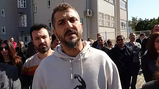 Akran zorbalığı uyarısında bulunan öğretmene beyzbol sopasıyla şiddet
