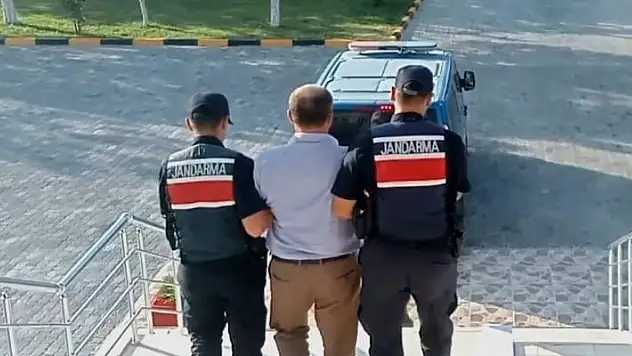 Aksaray'da, 4 ayrı suçtan aranan şüpheli JASAT ekiplerince yakalandı
