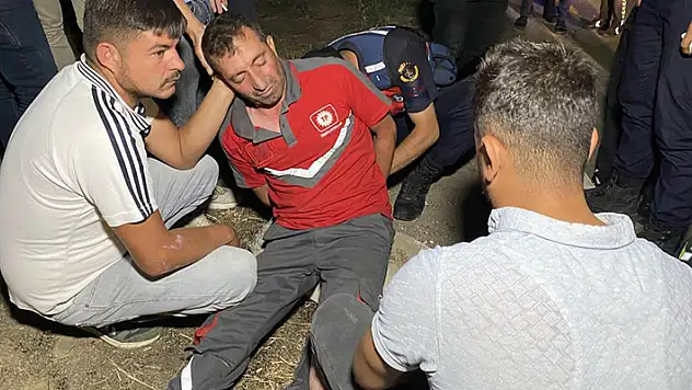 Aksaray'da alkollü sürücü önce polis aracında, sonra refüjde uyudu
