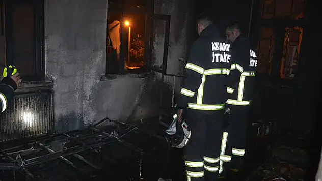 Aksaray'da apartmanda yangın