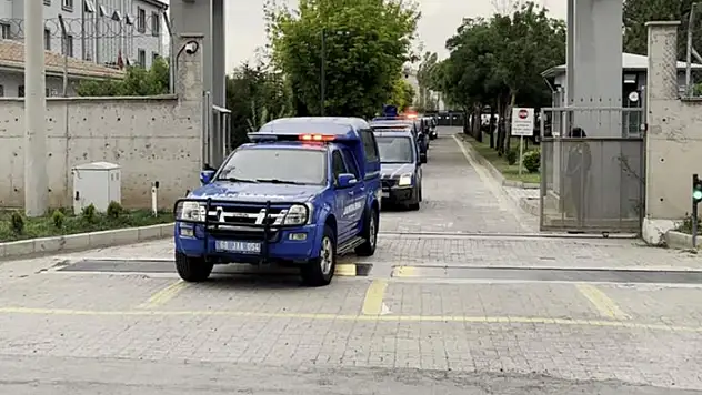 Aksaray'da aranan 4 hapis hükümlüsü şahıs jandarmanın uygulamasında yakalandı
