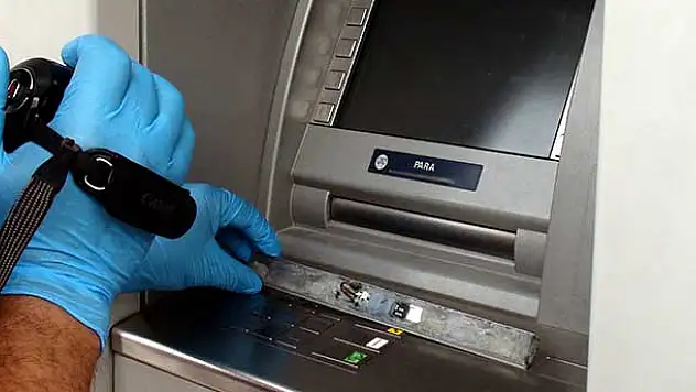 Aksaray'da ATM cihazında dolandırıcılık girişimi
