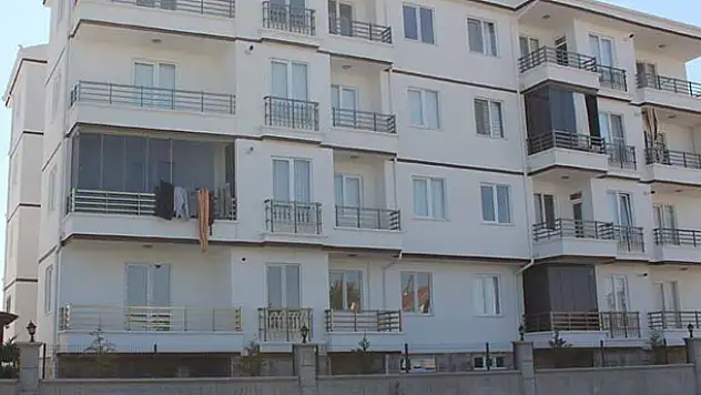 Aksaray'da balkondan düşen 2 yaşındaki bebek öldü