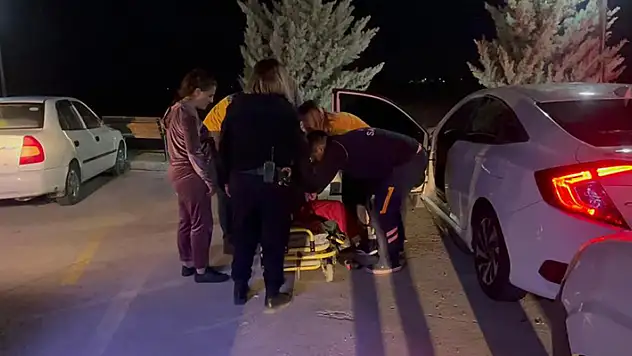 Aksaray'da bir kişi boşandığı eski eşini iş çıkışında bıçakladı
