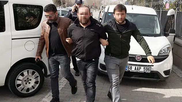 Aksaray'da cinayet ve 10 ayrı suçtan aranan şahıs yakalandı