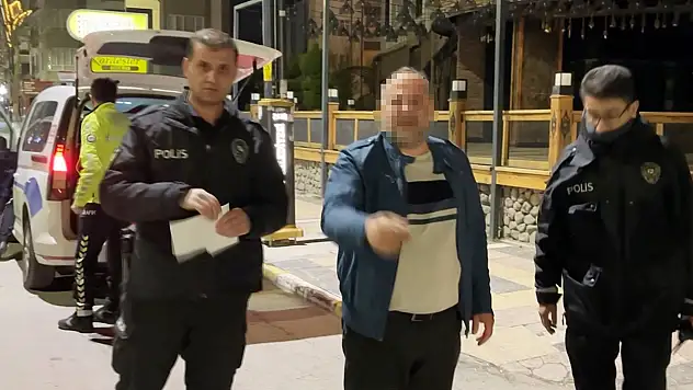 Aksaray'da 'esnafım' diyen alkollü sürücünün ehliyetine el konuldu