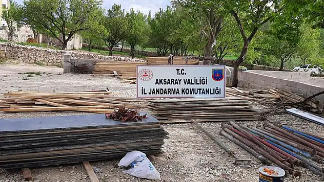 Aksaray'da inşaattan hırsızlık olayının şüphelisi JASAT'ın takibi sonucu yakalandı
