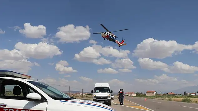 Aksaray'da jandarma helikopterle havadan denetliyor
