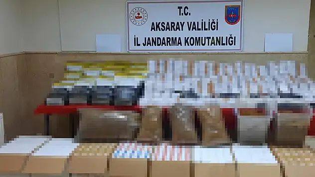 Aksaray'da jandarmadan kaçak sigara operasyonu
