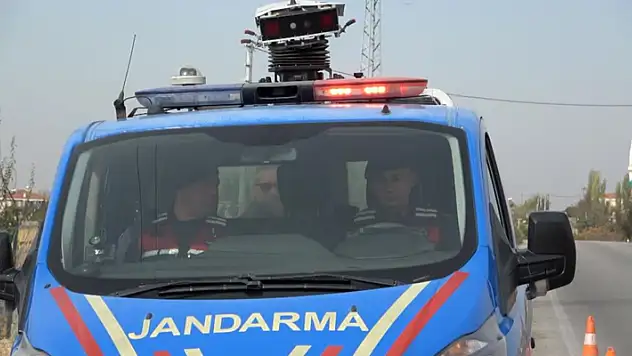 Aksaray'da jandarmanın Mobil Plaka Tanıma Sisteminden kaçış yok
