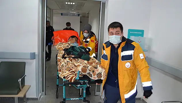 Aksaray'da karbonmonoksitten zehirlenen 15 kişi hastaneye kaldırıldı