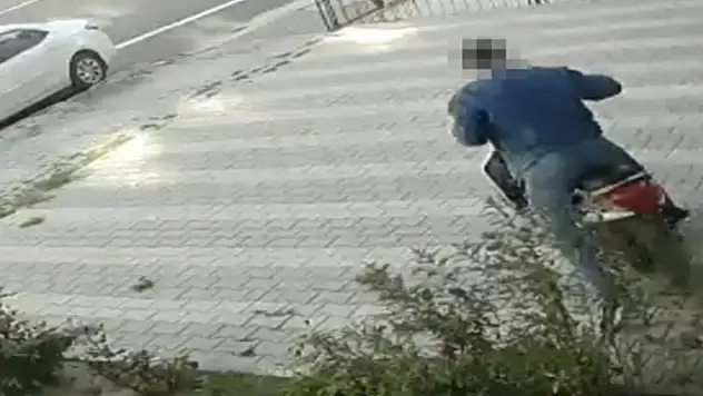 Aksaray'da motosiklet çalan 2 şüpheli tutuklandı

