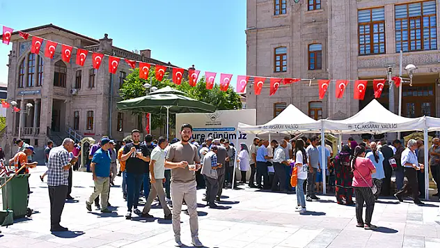 Aksaray'da muharrem ayı dolayısıyla aşure dağıtıldı
