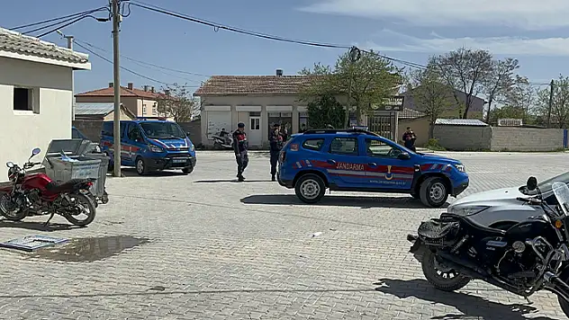 Aksaray'da muhtarlık seçimi meselesinden çıkan kavgada 12 kişi yaralandı
