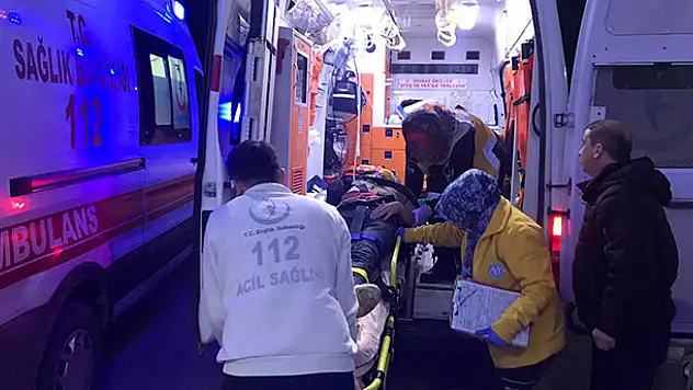 Aksaray'da otomobil devrildi: 5 yaralı