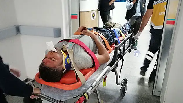 Aksaray'da otomobil şarampole devrildi: 2 yaralı