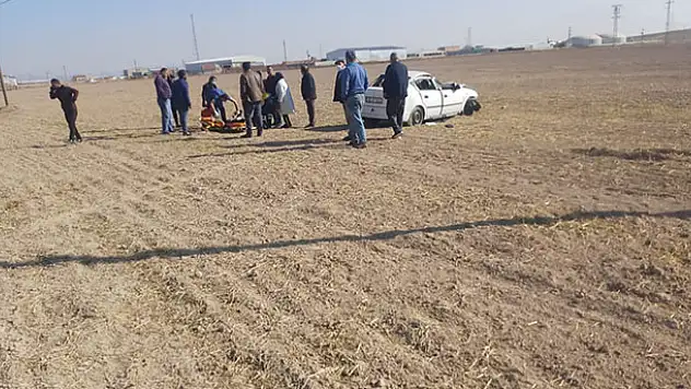 Aksaray'da otomobil şarampole devrildi: 4 yaralı