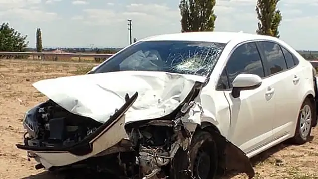 Aksaray'da otomobille çarpışan motosikletin sürücüsü öldü
