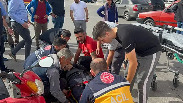Aksaray'da pazar alışverişinden motosikletiyle dönen yaşlı adam kazada ağır yaralandı
