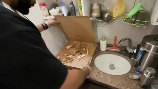 Aksaray'da pizza kutusunun altından uyuşturucu çıktı
