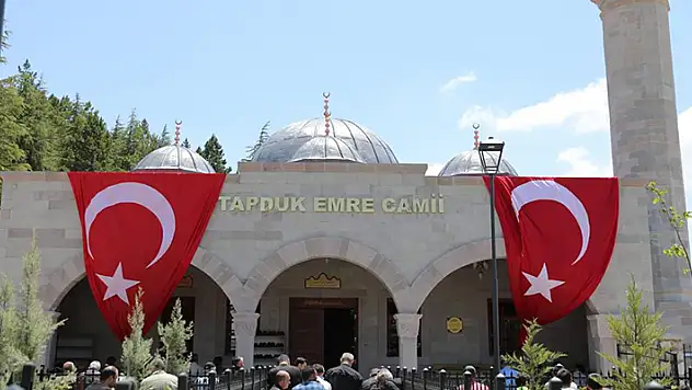 Aksaray'da restore edilen Taptuk Emre Türbe ve Camisi açıldı
