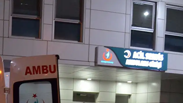 Aksaray'da sahte içkiden zehirlendiği şüphesiyle hastaneye kaldırılan kişi öldü
