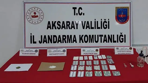 Aksaray'da şüpheli araçtan ve sürücüden uyuşturucu çıktı
