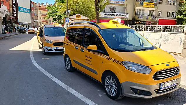 Aksaray'da taksimetre ücretlerine zam yapıldı

