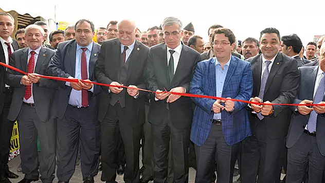 Aksaray'da Tarım ve Hayvancılık Fuarı açıldı