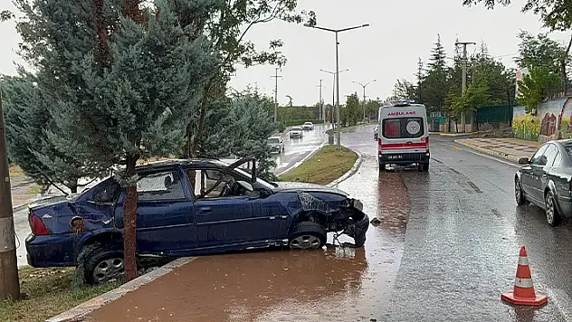 Aksaray'da trafik kazası: 2 yaralı
