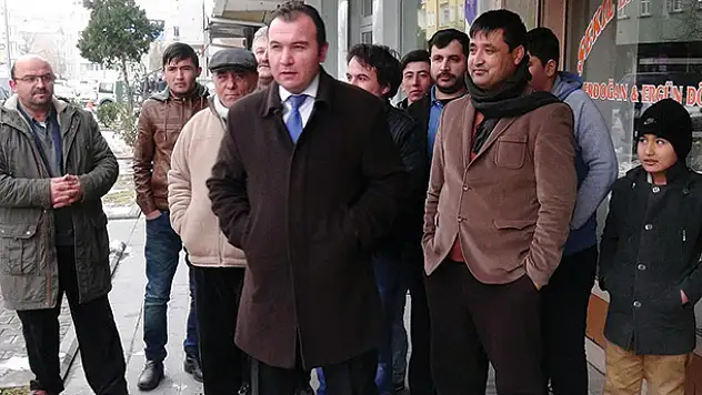 Aksaray'da vatandaş elektrik sıkıntısından  isyan etti