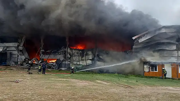 Aksaray'da yağ fabrikasında yangın
