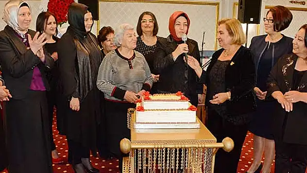 Aksaray'da yardımseverler yıl dönümlerini kutladı