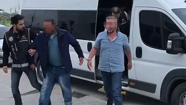 Aksaray'daki silah çetesi operasyonunda 1'i muhtar 5 tutuklama 