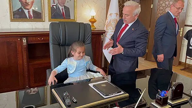Aksaray'ın çocuk valisi Nisa, 'Ağaçlandırma yapın' talimatı verdi
