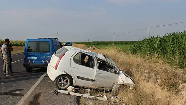 Aksaray Konya karayolunda otomobil şarampole devrildi
