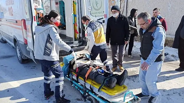 Aksaray - Konya yolunda kaza: 3 yaralı