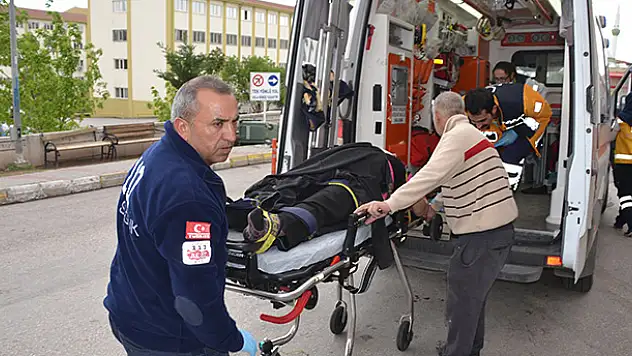Aksaray-Konya yolunda otomobil devrildi: 4 yaralı