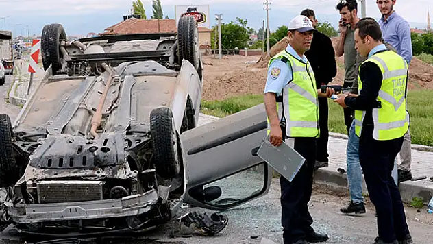 Aksaray - Konya yolunda trafik kazası: 2 yaralı