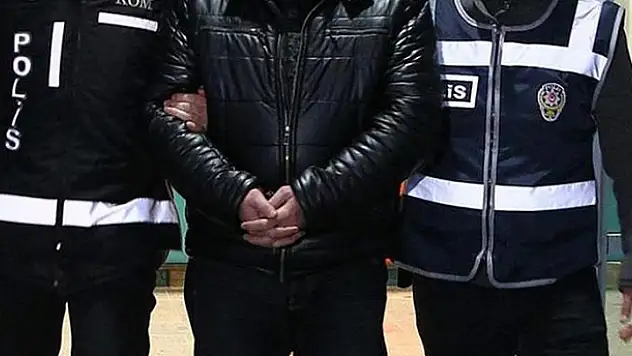 Aksaray merkezli 13 ilde FETÖ/PDY operasyonu